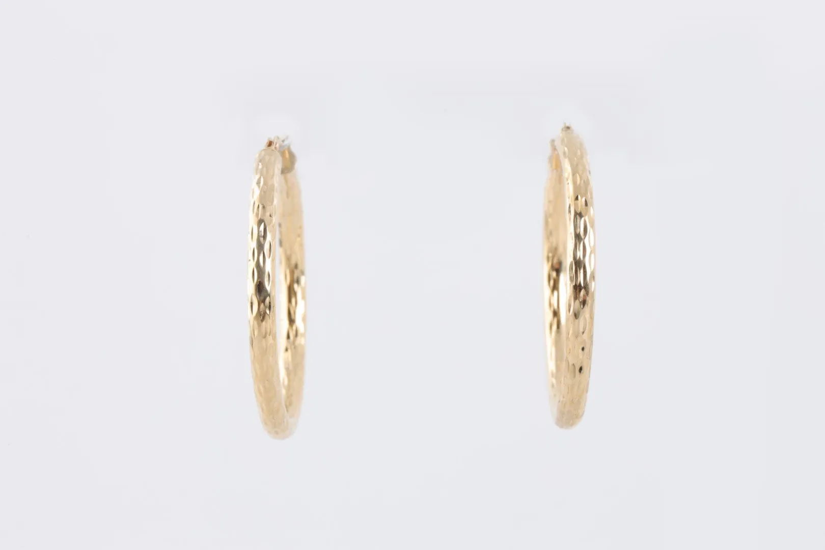 14k Yellow Gold Textured Hoop Earrings (2.34g.)