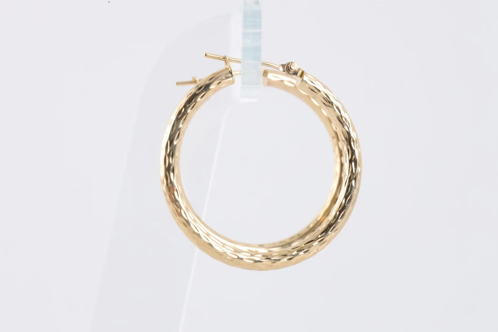 14k Yellow Gold Textured Hoop Earrings (2.34g.)