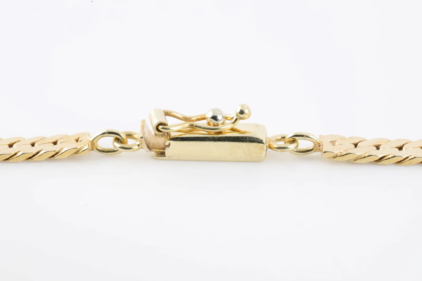 28.5" 14k Yellow Gold Flat Curb Chain (28.35g.)