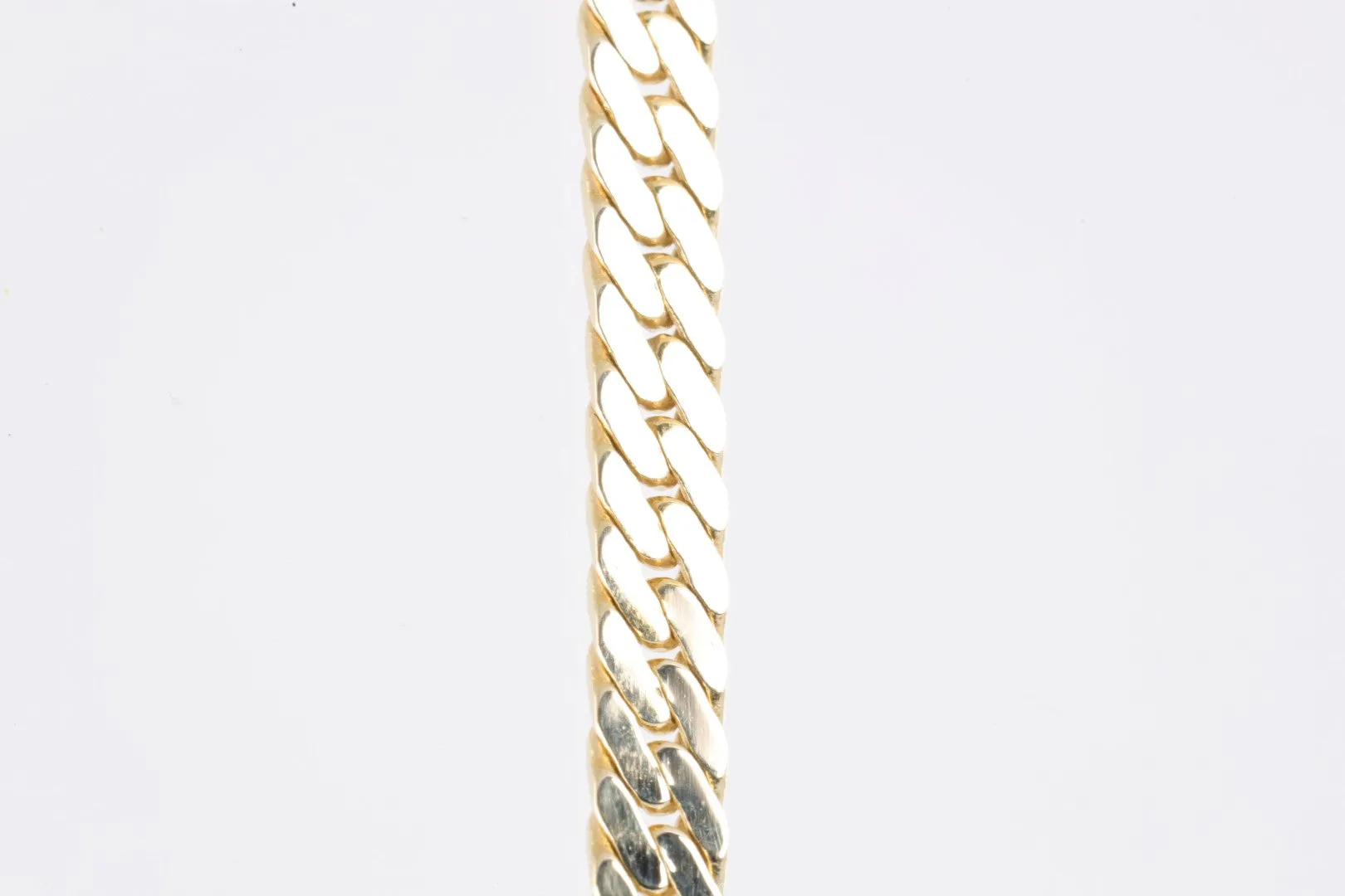 28.5" 14k Yellow Gold Flat Curb Chain (28.35g.)