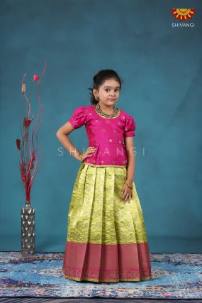 Girls Green Peacock Circle Pattu Pavadai Designs