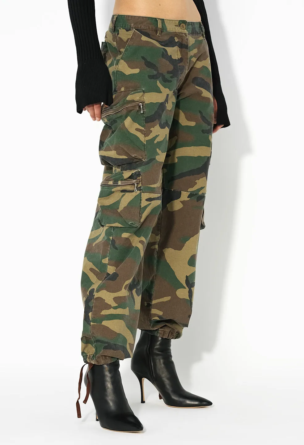 Parachute Cargo / Camo