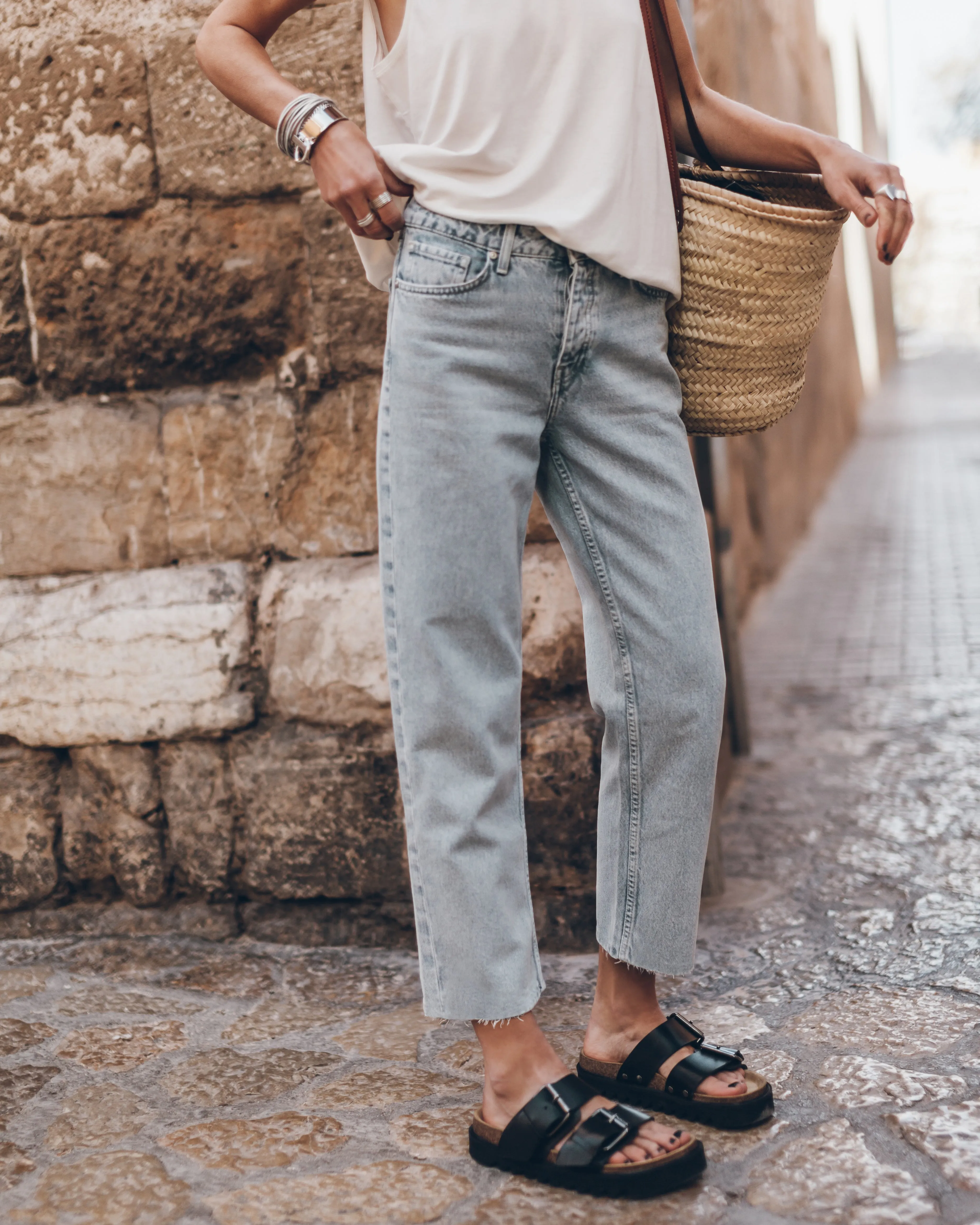 The Blue Cropped Straight Jeans