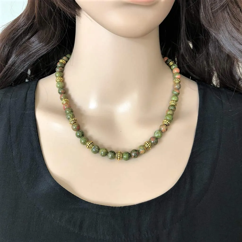 Unaktie Green and Pink Beaded Necklace