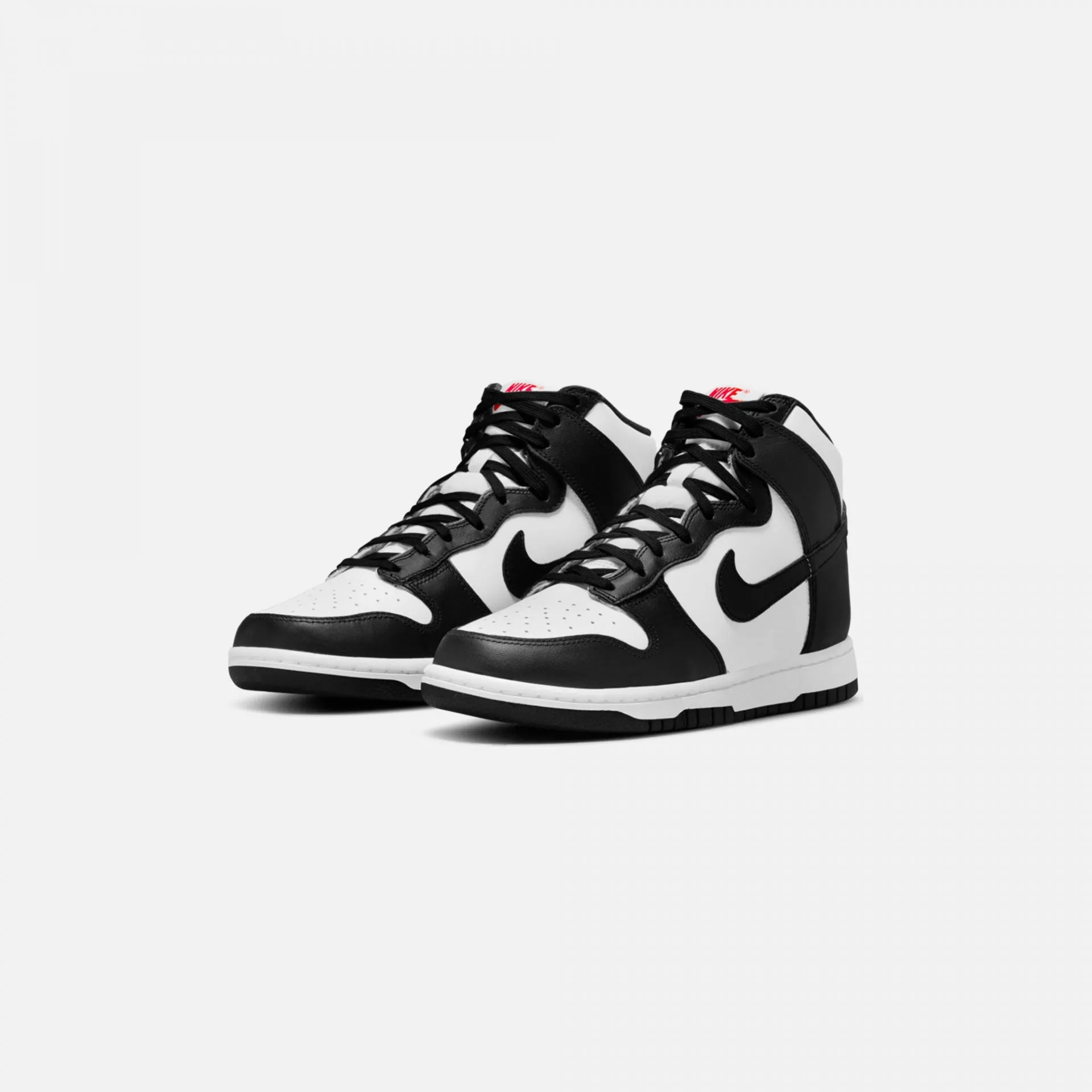 WMN'S DUNK HIGH 'BLACK/WHITE'